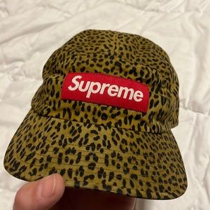Supreme/Barbour collab waxed cotton 5 panel hat